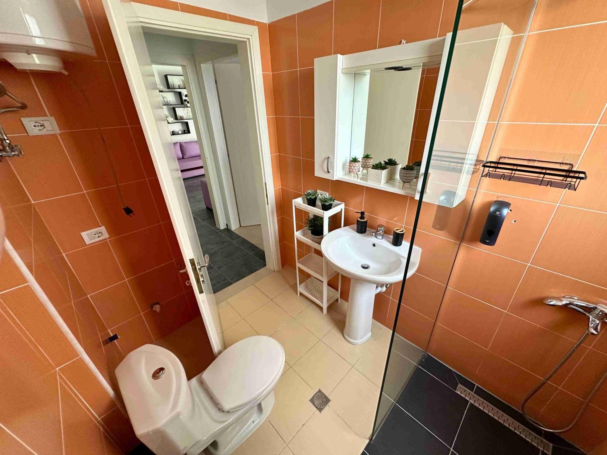 Apartament Tropicana *